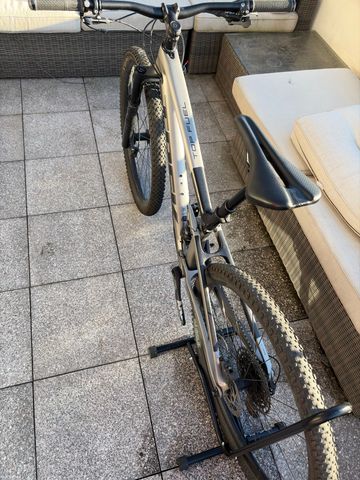 Tweedehands Trek Top fuel SRAM NX 2020 Mountainbike — afbeelding 2 van 5