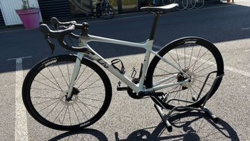 Liv Langma, Advanced Disc 2 2022 2022 Road & Gravel usato, Grigio chiaro — immagine 2 di 5