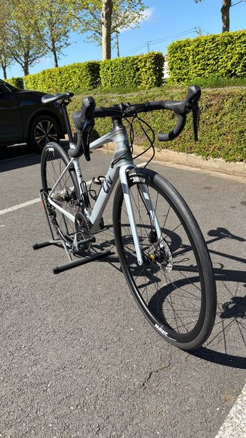 Liv Langma, Advanced Disc 2 2022 2022 Road & Gravel usato, Grigio chiaro — immagine 4 di 5
