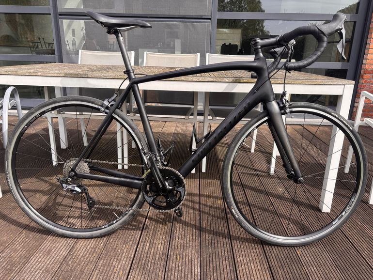 Used Specialized Men's Tarmac Elite 2018 2018 Road & Gravel, Black — image 1 of 8