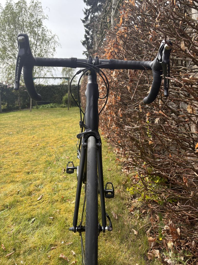 Used Specialized Men's Tarmac Elite 2018 2018 Road & Gravel, Black — image 7 of 8