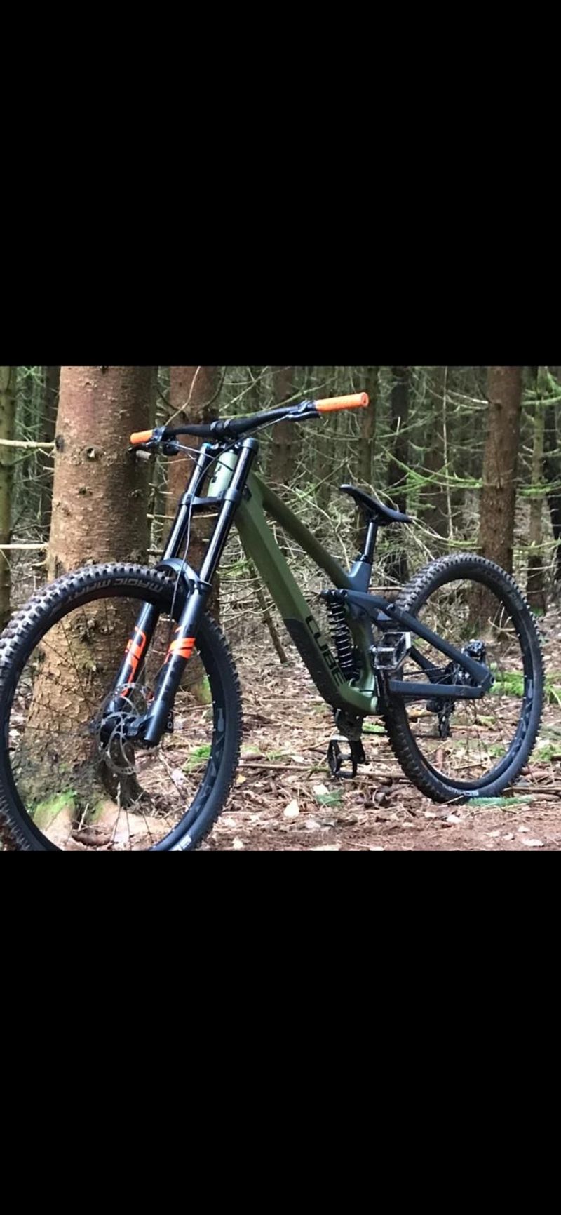 Used CUBE TWO15 HPC SL 2022 2022 Mountainbike, Green, 29 — image 1 of 6