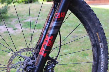 Gebrauchtes Scott Spark Shimano Deore XT 2022 Mountainbike, Rot — Bild 4 von 7