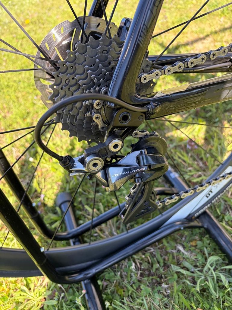 Used Scott Addict Shimano Dura Ace 2017 Road & Gravel, Schwarz — image 4 of 7
