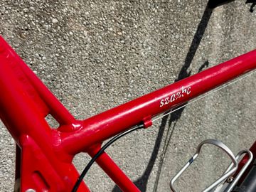 Used Ibis Szazbo 1995 Mountainbike, Red — image 2 of 5