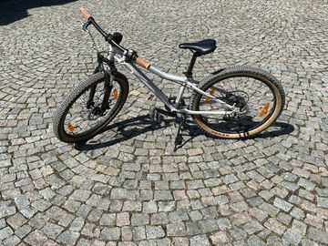 Scott Scale 24 disc 2025 2025 Youth d'occasion — image 4 sur 5