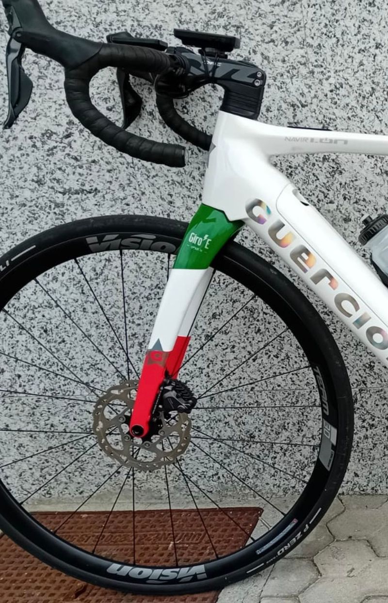 GUERCIOTTI Bikes Custom Shimano Ultegra Di2 2025 Road & Gravel d'occasion — image 2 sur 7