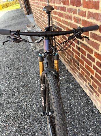 Used Orbea OIZ M-PRO 2024 2024 Mountainbike, Viola — image 5 of 5