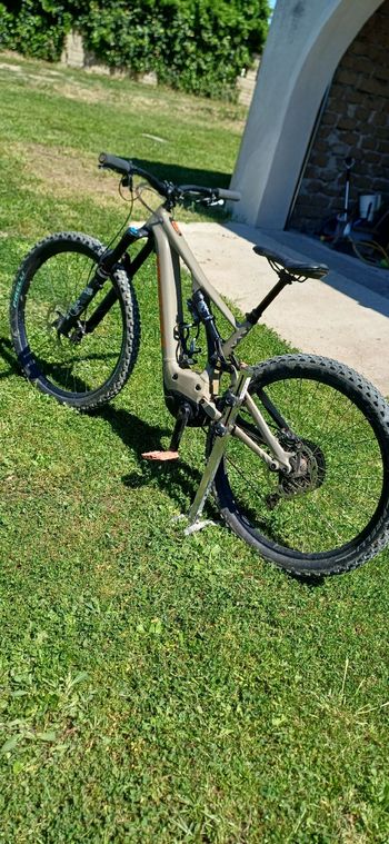 Used Specialized Turbo Levo Comp 2021 2021 Mountainbike, Orange, 29 — image 2 of 10