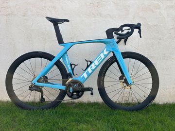 Used Trek Madone Shimano 105 Di2 2024 Road & Gravel