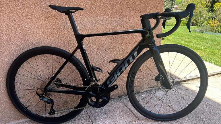 Used Giant Propel Shimano 105 2025 Road & Gravel, Black — image 1 of 5