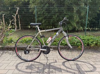 Used Atala Bici Trekking Atala Time Out 28” – 21 Velocità Shimano – Telaio Alluminio 2009 Urban & Touring