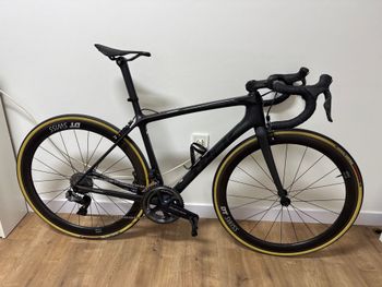 Trek emomda, Trek emomda Custom Shimano Dura Ace Di2