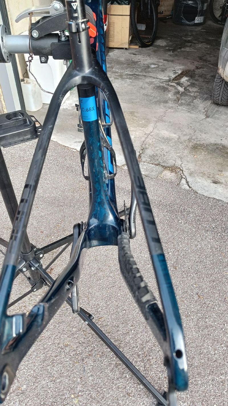 CUBE ELITE C:68X SLT 2022 Frameset 2022 Mountainbike d'occasion — image 4 sur 6