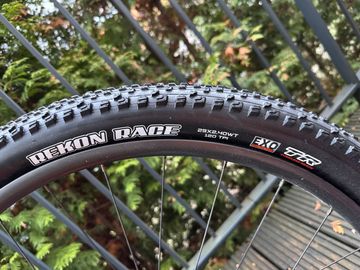 Gebrauchtes Orbea OIZ M10 2023 2023 Mountainbike, Rot, 29 — Bild 2 von 6