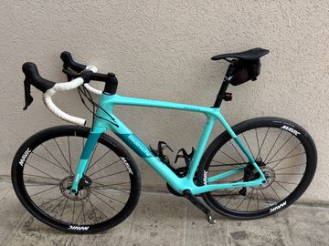 Použité Bianchi Infinito 2022 Road & Gravel — obrázek 2 z 4