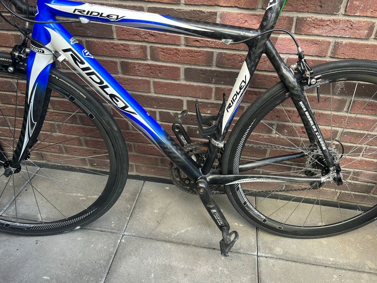 Used Ridley Helium Campagnolo Super Record 2017 Road & Gravel, Blau — image 8 of 9