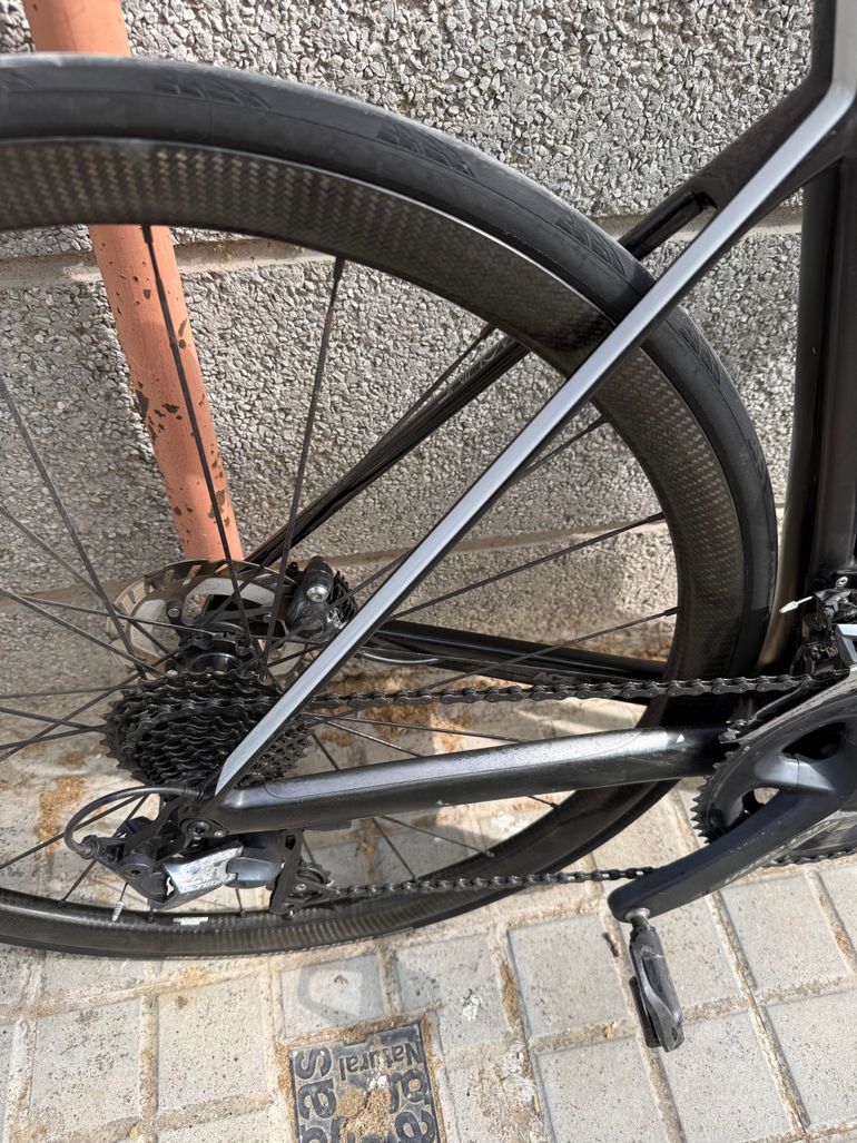 Used BMC Teammachine SLR02 DISC THREE 2020 2020 Road & Gravel — image 6 of 9
