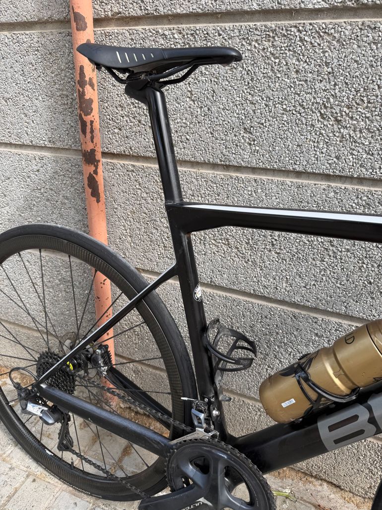Used BMC Teammachine SLR02 DISC THREE 2020 2020 Road & Gravel — image 4 of 9