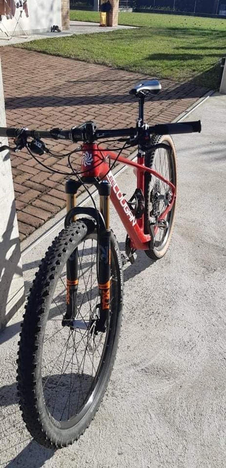 Used Lee Cougan Lee Cougan Custom SRAM X01 Eagle 2020 Mountainbike, Rot, 29 — image 3 of 5