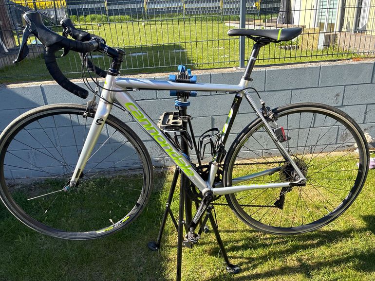 Used Cannondale CAAD Optimo 105 2018 2018 Road & Gravel, Light Gray — image 1 of 6