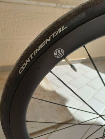 Used Specialized Tarmac Shimano Dura Ace Di2 2018 Road & Gravel, Black — image 24 of 28