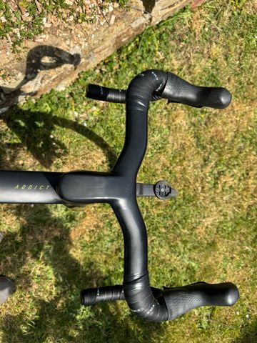 Tweedehands Scott Addict RC Pro 2020 2020 Road & Gravel — afbeelding 11 van 31