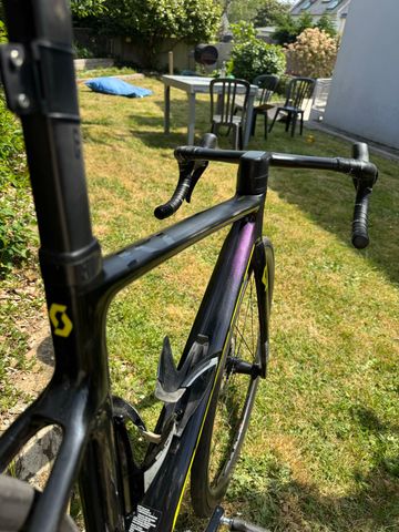 Tweedehands Scott Addict RC Pro 2020 2020 Road & Gravel — afbeelding 2 van 31