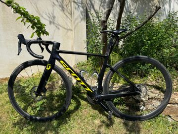 Scott Addict RC Pro 2020 2020 Road & Gravel usato