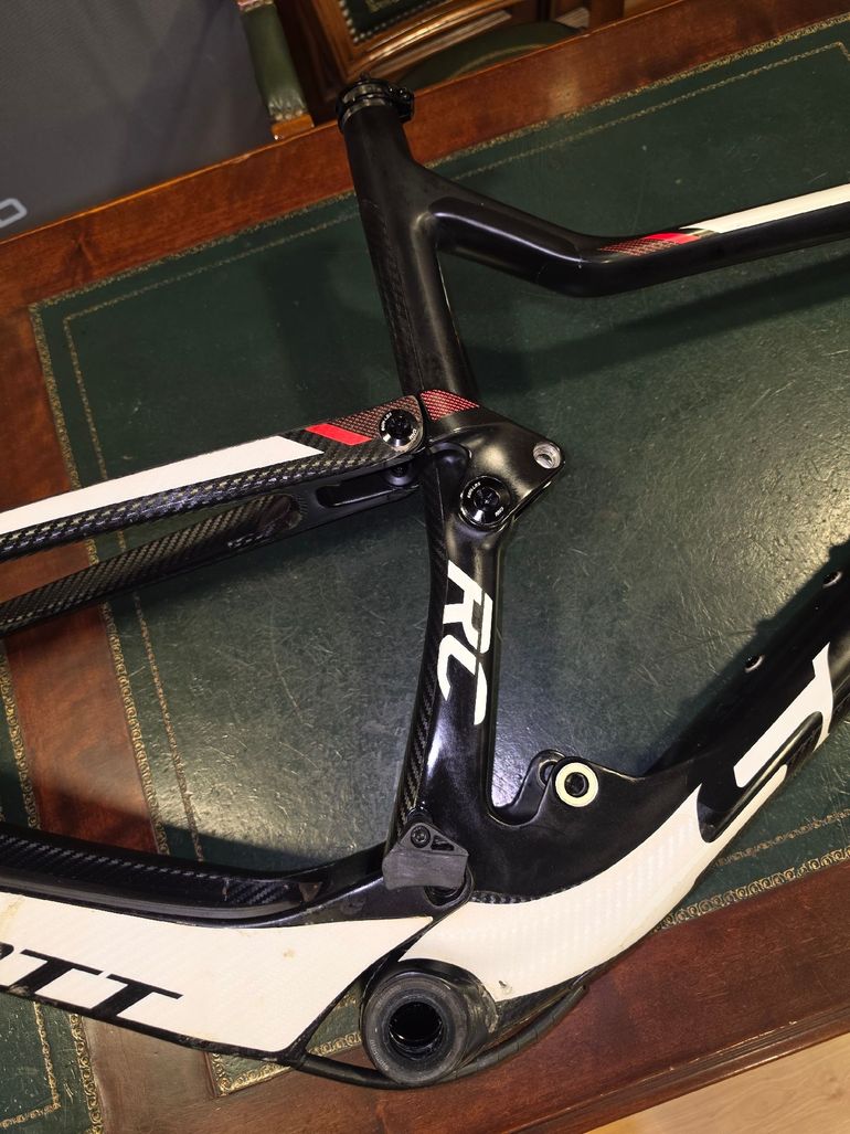 Used Scott Spark RC 900 Pro 2017 Frameset 2017 Mountainbike, Black, 29 — image 22 of 23