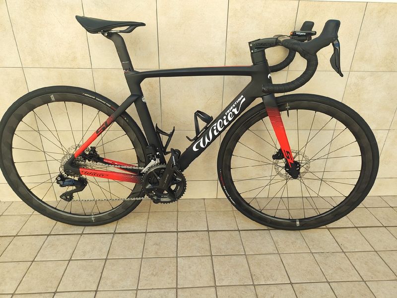 Used Wilier Cento10 SL - SHIMANO 105 Di2 2024 2024 Road & Gravel