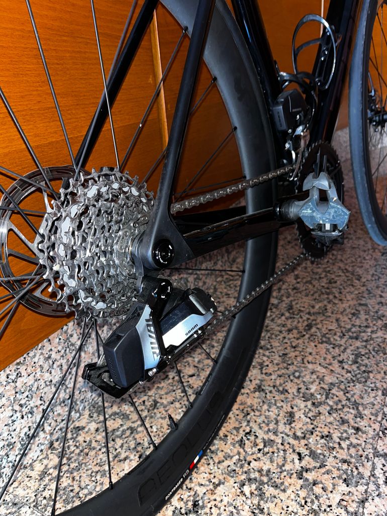 Used Trek Trek Madone Sl 6 Axs 2026 Road & Gravel, Black — image 7 of 16