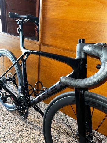 Used Trek Trek Madone Sl 6 Axs 2026 Road & Gravel, Black — image 6 of 16