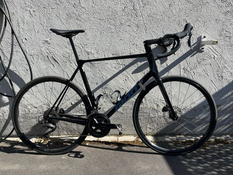 Used Giant TCR Advanced 2 2025 2025 Road & Gravel — image 1 of 8