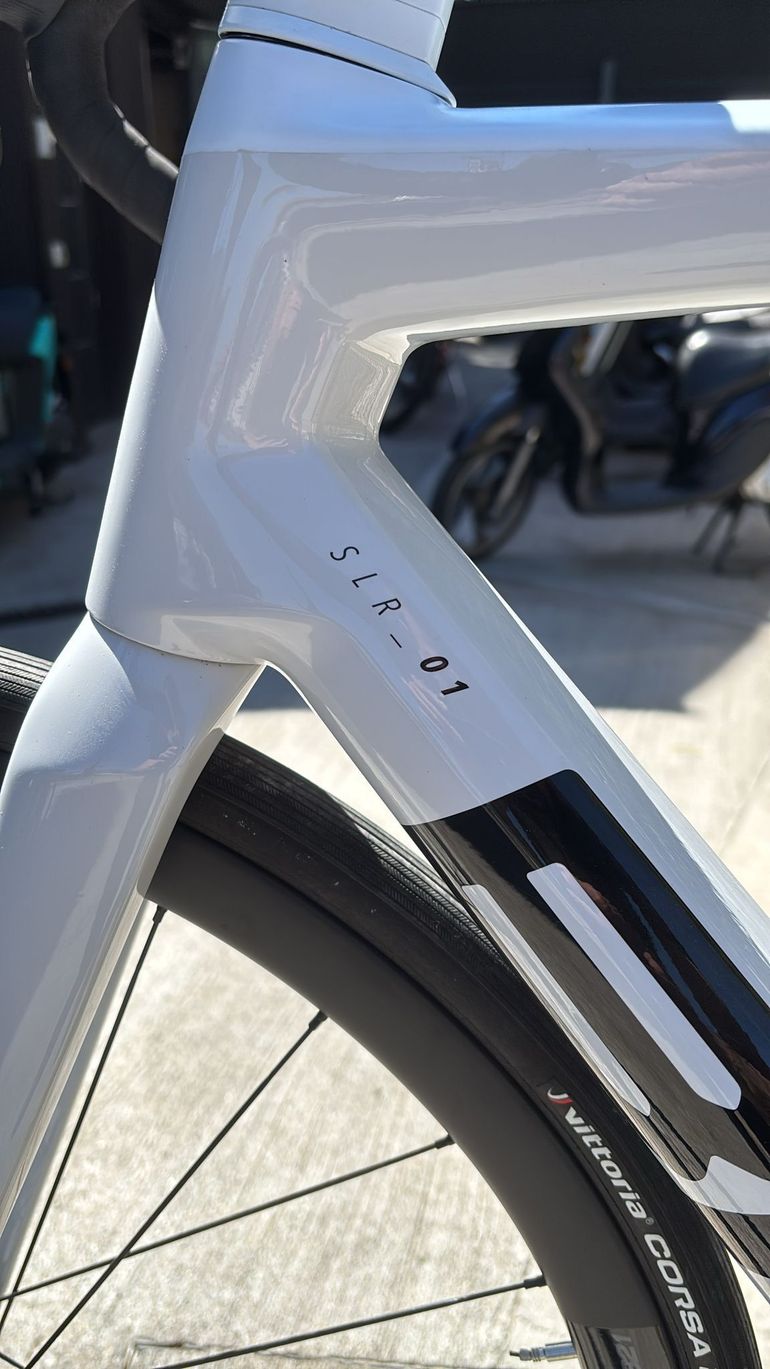 Used BMC Teammachine SLR01 THREE 2023 2023 Road & Gravel — image 4 of 12
