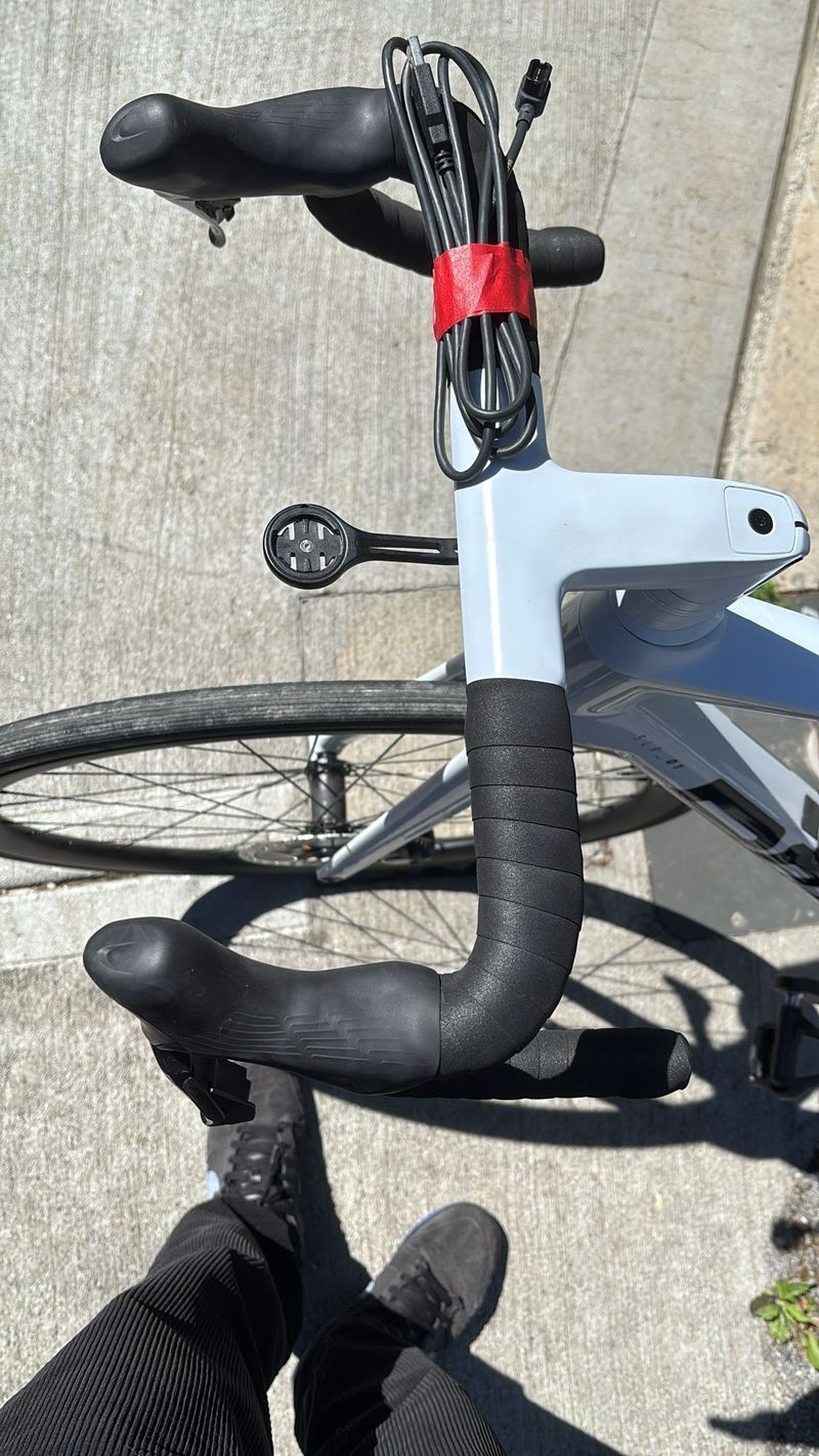 BMC Teammachine SLR01 THREE 2023 2023 Road & Gravel usato, Bianco — immagine 3 di 12