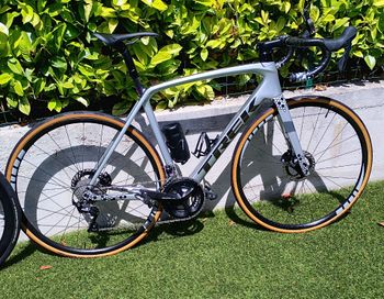 Used Trek Émonda SL 5 2023 2023 Route & Gravel