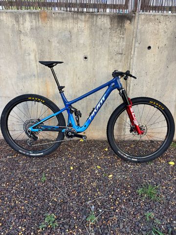Tweedehands Pivot Mach 4 SL Team XX Eagle Transmission | Flight Attendant 2026 2026 MTB