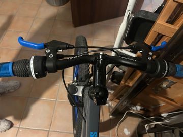 Použité ROCKRIDER Mountain Bike Other 2025 Mountainbike — obrázek 5 z 5