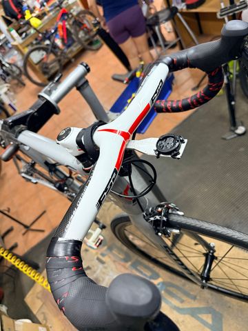 Used Scott Foil 15 Custom Shimano Ultegra Di2 2015 Road & Gravel, Light Gray — image 4 of 5