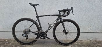 Specialized, Roubaix SRAM Rival eTap AXS