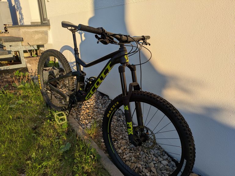 Used Scott Genius 740 2018 2018 Mountainbike, Schwarz, 27.5 — image 2 of 8