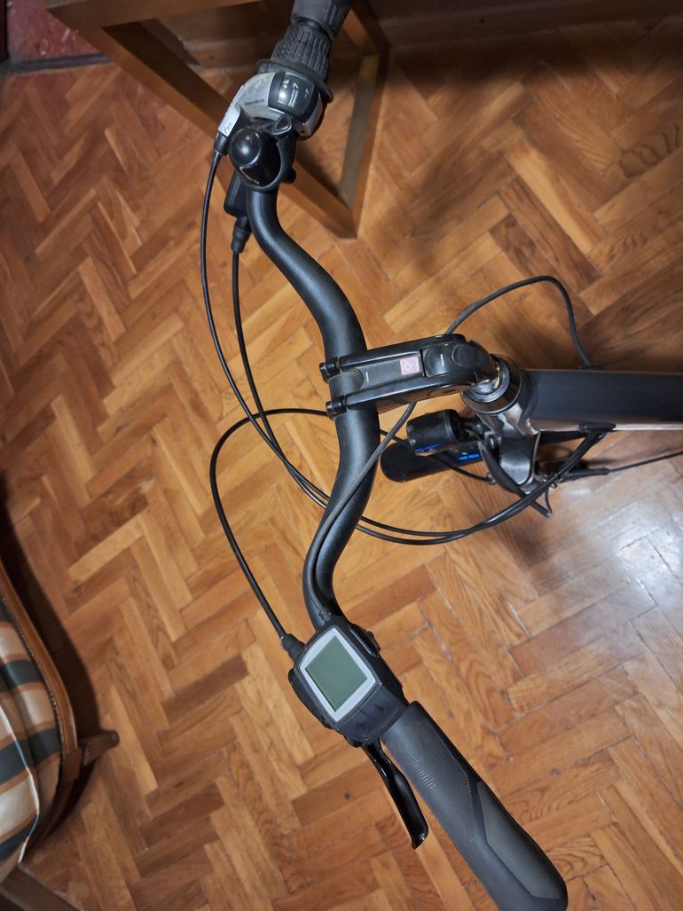Used Trek Verve+ Shimano Altus 2025 Urban, Green — image 3 of 5