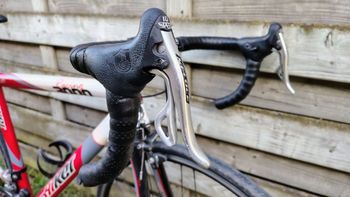 Used hicker Hicker Custom Campagnolo Veloce 2013 Road & Gravel, Rot — image 7 of 12