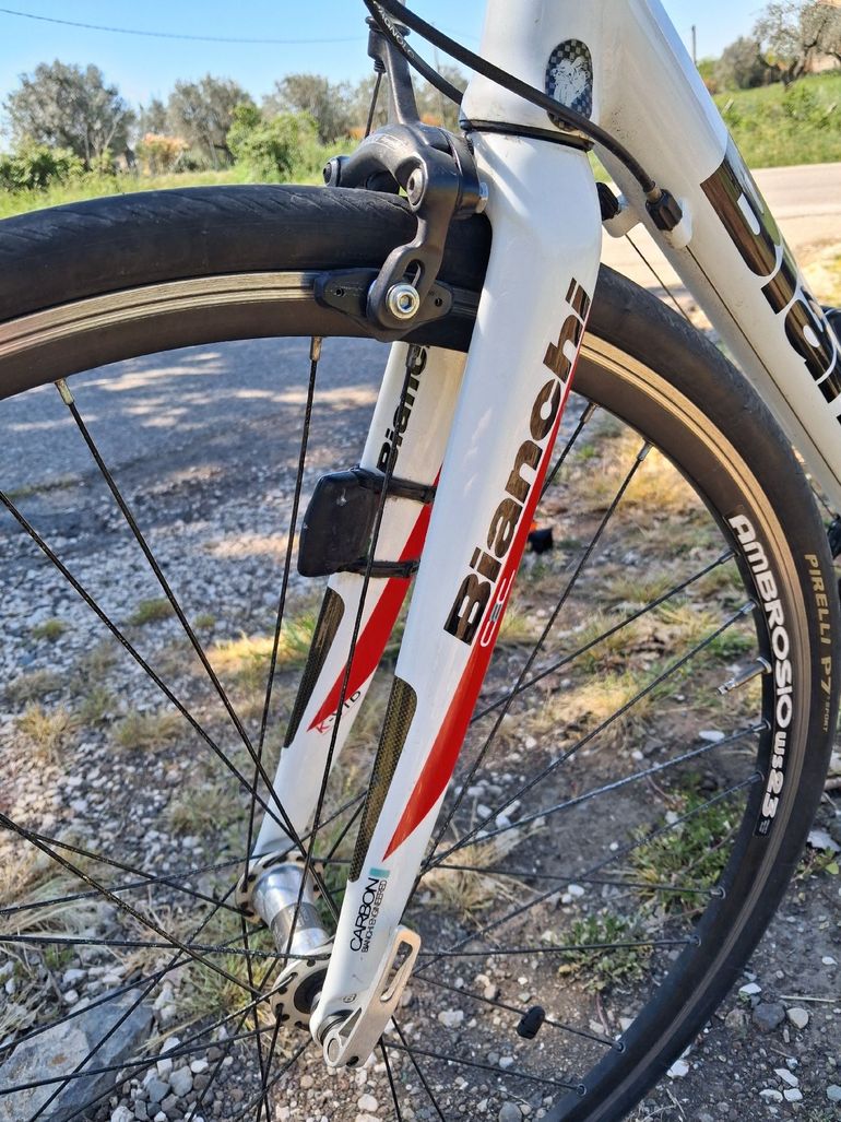 Used Bianchi Nirone Campagnolo Veloce 2011 Road & Gravel, Blanco — image 12 of 20