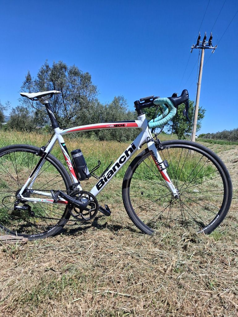 Used Bianchi Nirone Campagnolo Veloce 2011 Road & Gravel, Blanco — image 20 of 20