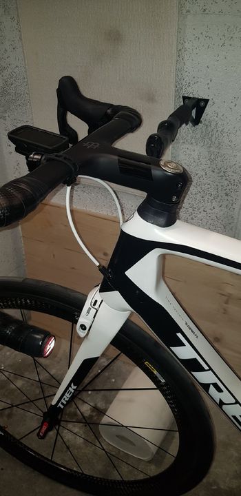 Used Trek Madone SRAM Red eTap 2017 Road & Gravel, Weiß — image 14 of 16