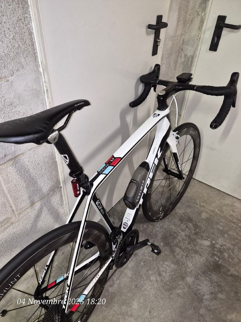 Used Trek Madone SRAM Red eTap 2017 Road & Gravel, Weiß — image 2 of 16