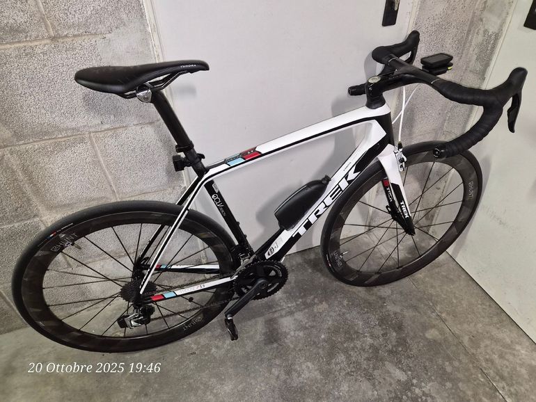 Used Trek Madone SRAM Red eTap 2017 Road & Gravel, Weiß — image 4 of 16