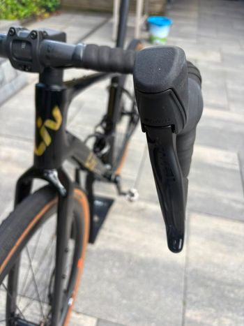 Used Liv Devote Advanced Pro 2024 2024 Road & Gravel, Schwarz — image 13 of 24